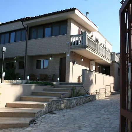 Le Sirene Bed & Breakfast Cellamare